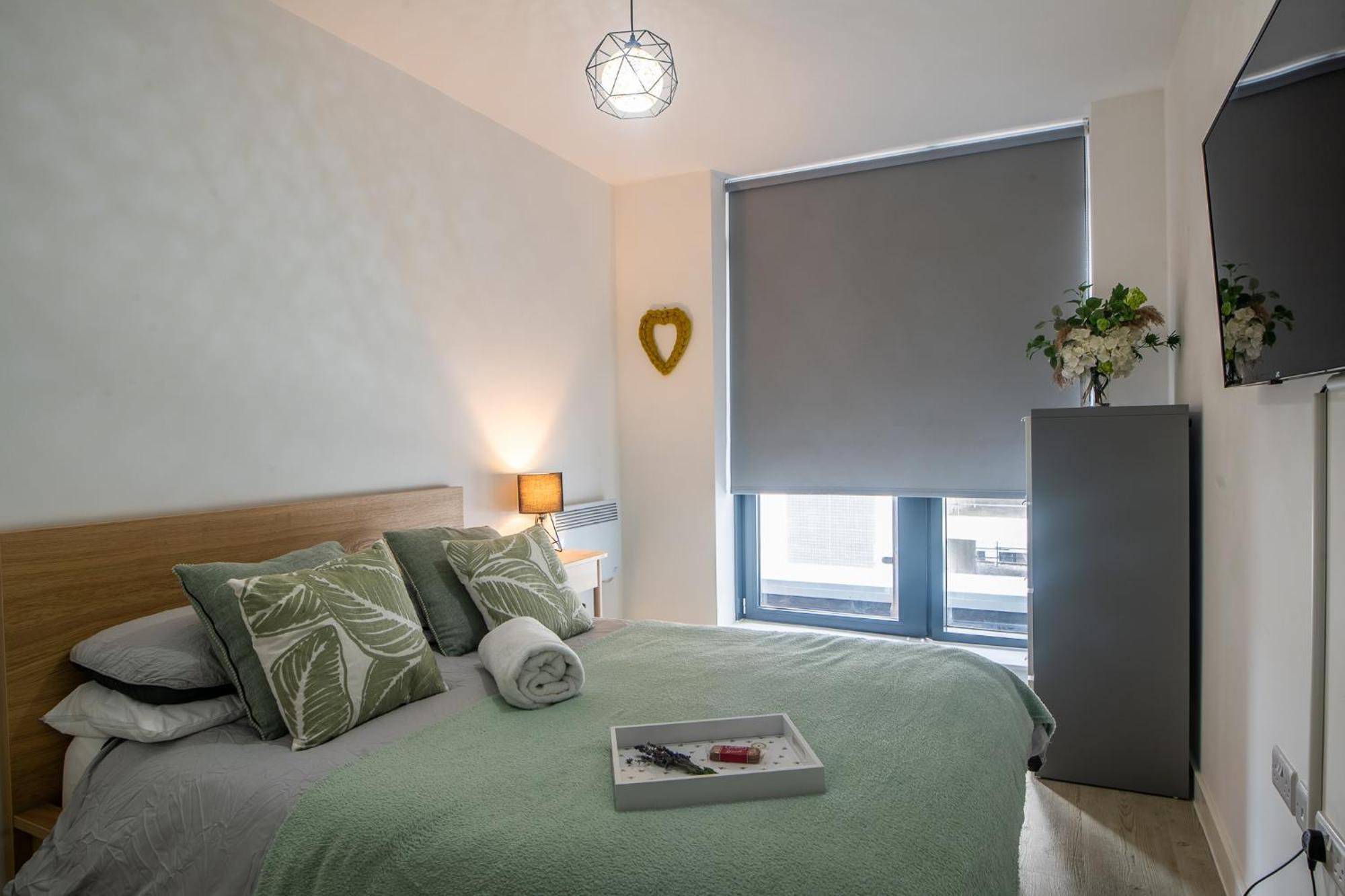 Modern And Spacious Apartment In Salford Quays Mánchester Exterior foto