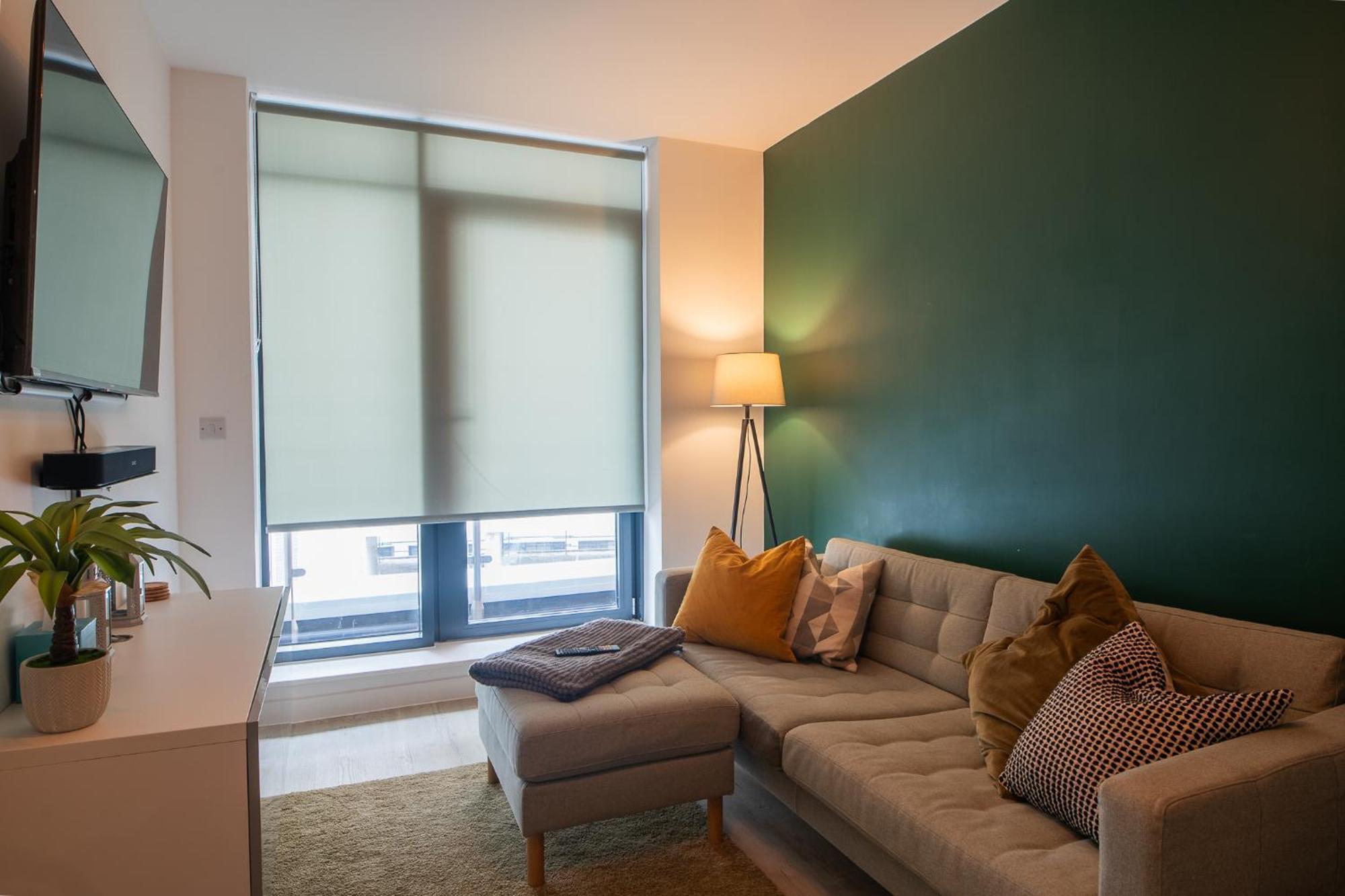 Modern And Spacious Apartment In Salford Quays Mánchester Exterior foto